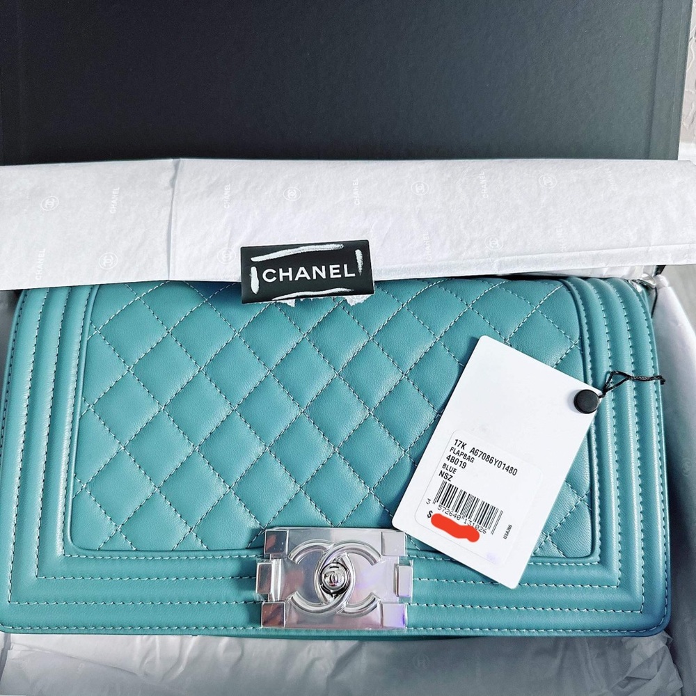 SOLD SOLD SOLD

BrandNew Chanel Boy